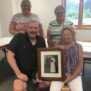 Meet your Posher, Guy